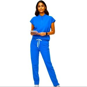 Figs Rafaela Oversized Scrub Top